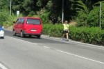 Un'immagine del pellegrinaggio di Nicola Antonio Cinquepalmi, nei pressi di Ancona