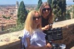 Valentina Bazzani e Alessia Bottone, le due giornaliste protagoniste del documentario "Vorrei ma non posso: quando le barriere architettoniche limitano i sogni"