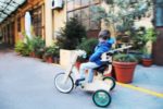 "La bicicletta di Lorenzo" è uno degli oggetti co-progettati su misura per bambini con disabilità motorie, che il laboratorio OpenDot porterà nei prossimi giorni a Liegi