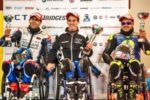 Tre piloti paraplegici (da sinistra Miscel Forgione, Lorenzo Picasso e Maximilian Sontacchi) sono saliti sul podio della 600 cc., nella prima gara della "Octo-Bridgestone Cup 2019" (foto di Michelangelo Gratton)