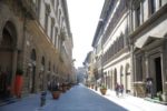 Via de' Tornabuoni a Firenze fa parte dell'itinerario contenuto nella prima guida prodotta nell'àmbito di "Passepartour"