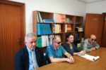 Da sinistra: Marco Trombini, presidente dell'UICI Emilia Romagna, Andrea Prantoni, presidente dell'UICI di Bologna, Monica Simone, dottoranda dell'Università di Bologna e Massimo Vita, vicepresidente nazionale dell'IRIFOR, durante la presentazione del "Progetto di ricerca sull'accessibilità dei supermercati e sulle abitudini di spesa degli ipovedenti"