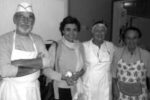 La professoressa Flavia Franzoni Prodi partecipava attivamente alle iniziative dell’Associazione ANGSA. In questa foto è ritratta (la seconda da sinistra) insieme a dei volontari e delle volontarie (fonte: «Il Bollettino dell’ANGSA» n.3-6 del 2007)