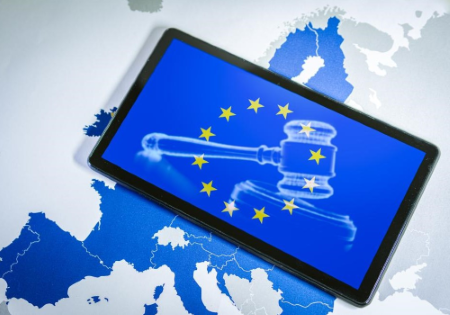 Legge Europea: realizzazione grafica