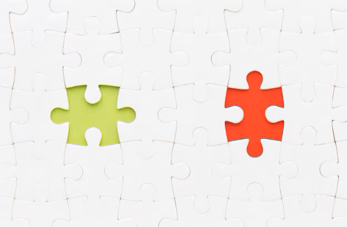 Puzzle con due pezzi mancanti