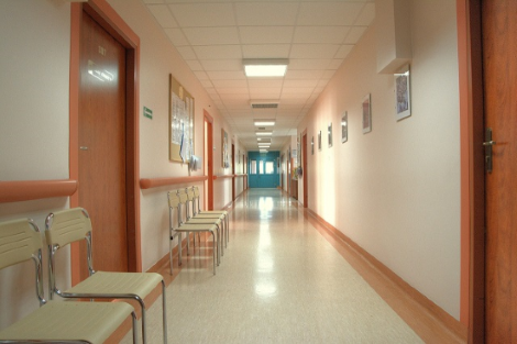Corsia vuota di ospedale