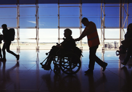 Disabilità e trasporto aereo: un viaggio senza problemi è ancora un’eccezione