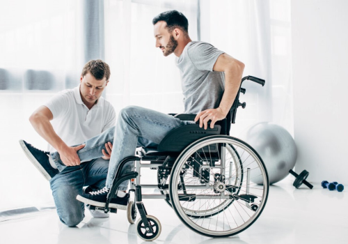 Riabilitazione di persona con lesione midollare