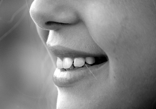 Possono finalmente sorridere i tanti bambini e bambine e persone adulte con epilessia farmacoresistente, insieme alle loro famiglie