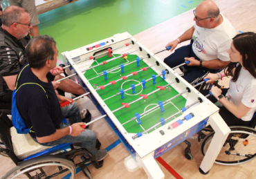 Match di "doppio" di calcio balilla paralimpico