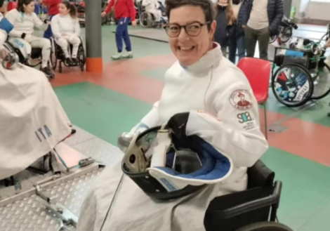Nicoletta Di Rosa durante una gara di scherma
