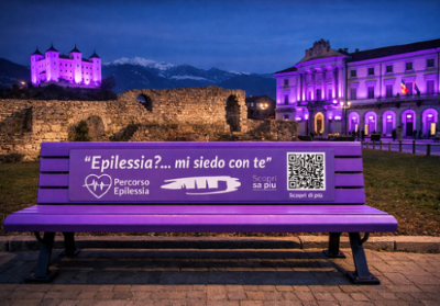 Intelligenza artificiale: panchina viola ad Aosta, Palazzo Comunale e Castello di Aymavilles