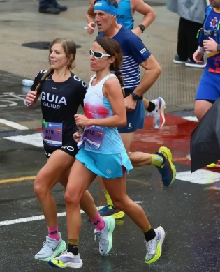 Atleta di Blind&Guide e guida