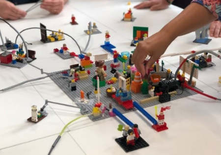 Progetto "Bricksfor": i mattoncini LEGO® utilizzati come linguaggio educativo e relazionale