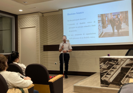 Franco Lepore, durante l'incontro di formazione a Biella