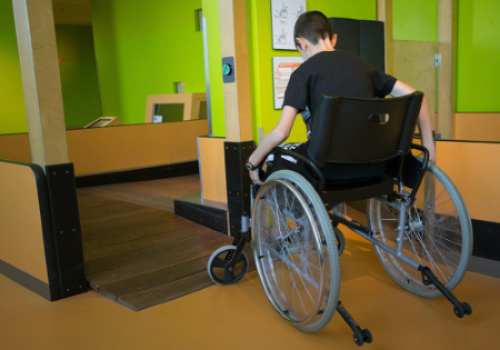 Scuole e accessibilità: ci sono progressi, ma c’è ancora molto da fare