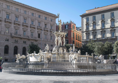 Fontana del Nettuno a Napoli