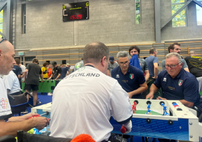 Italia contro Germania nel torneo "ITSF World Series Leonhart" di calcio balilla paralimpico del 2024