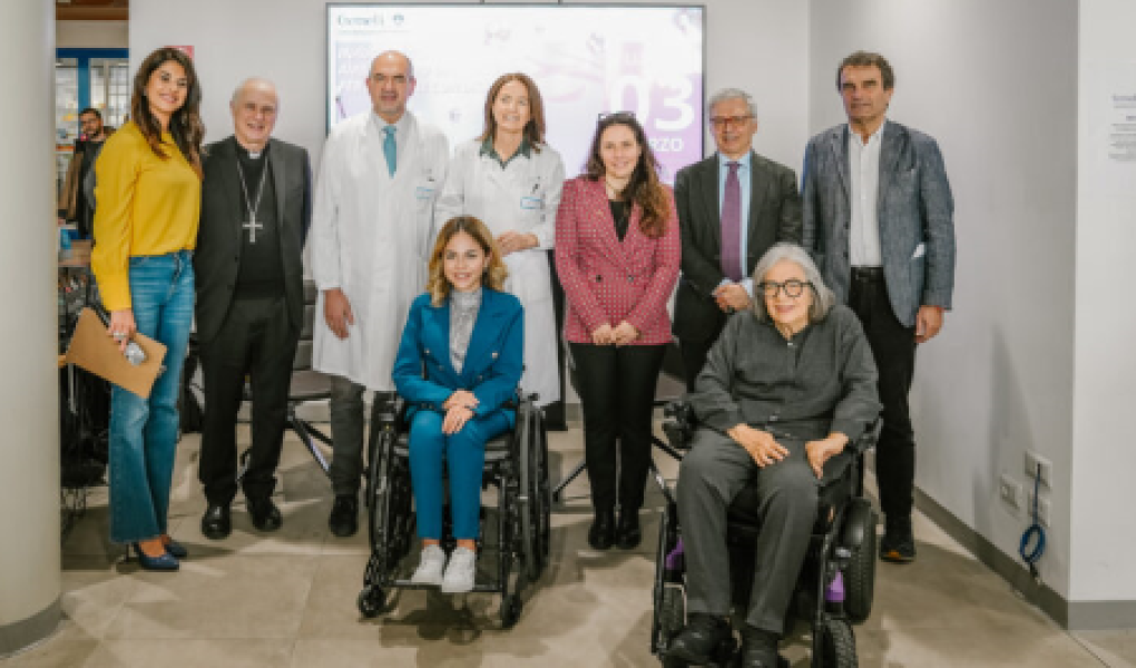 I partecipanti all'incontro inaugurale dell'ambulatorio ginecologico