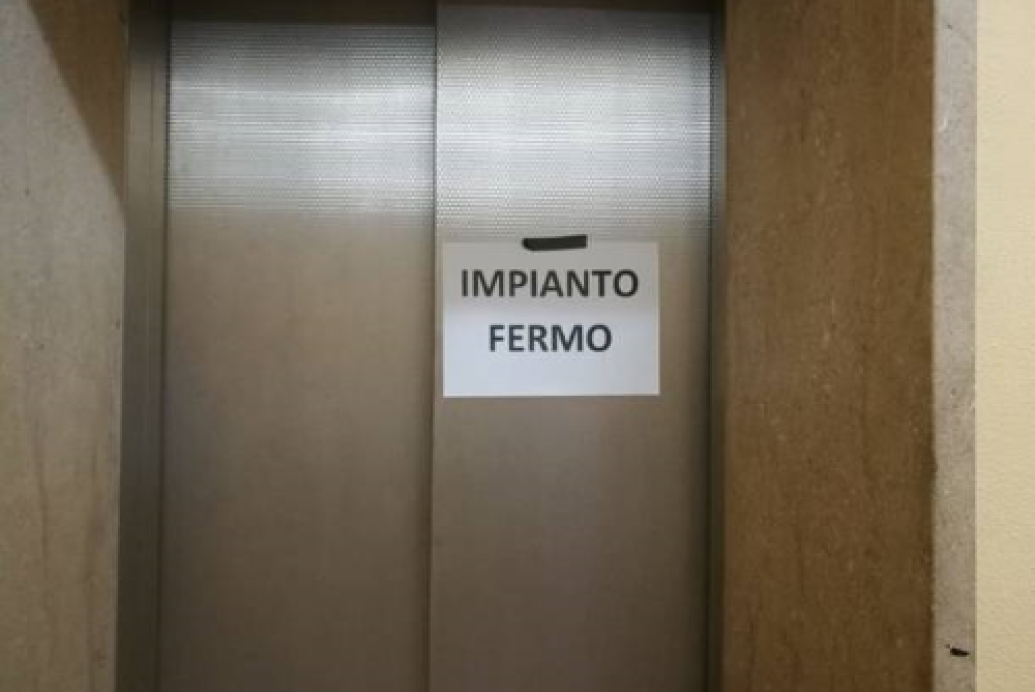 Un ascensore non funzionante