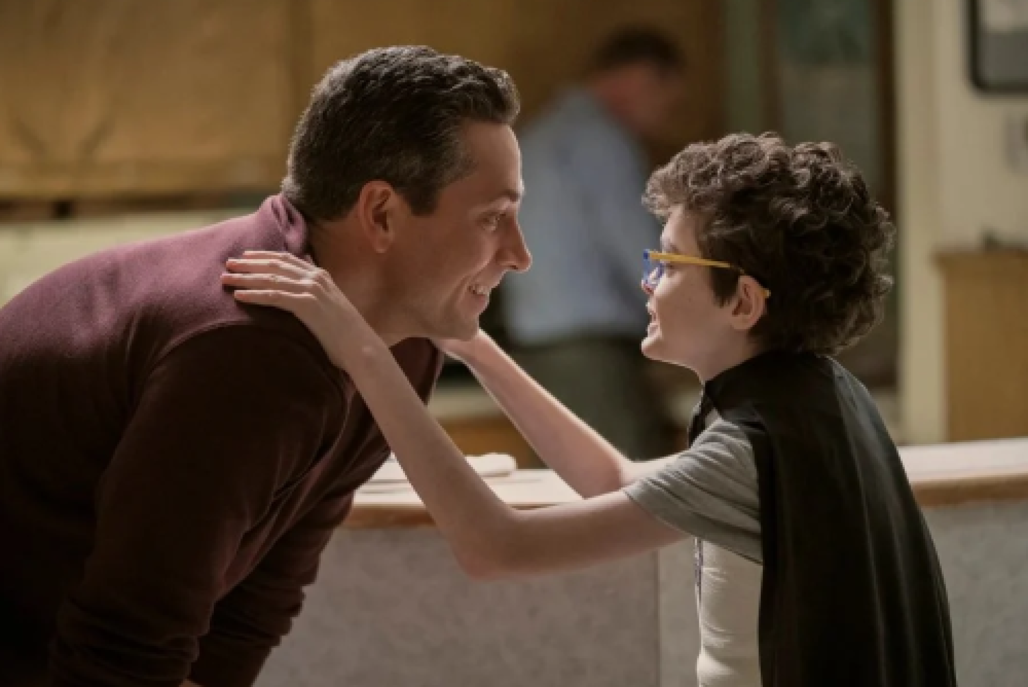 I due protagonisti del "Bambino di cristallo" in una scena del film