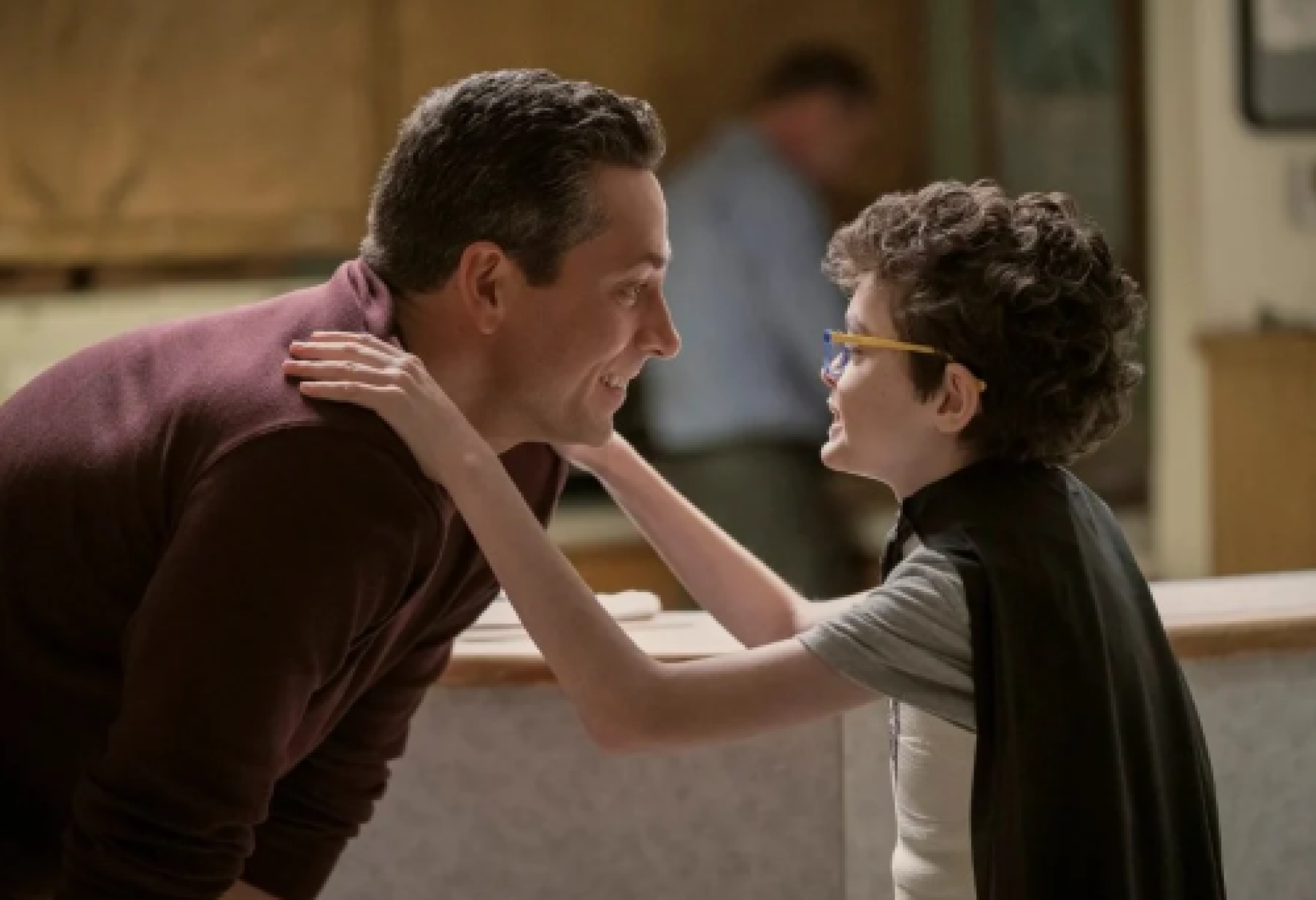 I due protagonisti del "Bambino di cristallo" in una scena del film