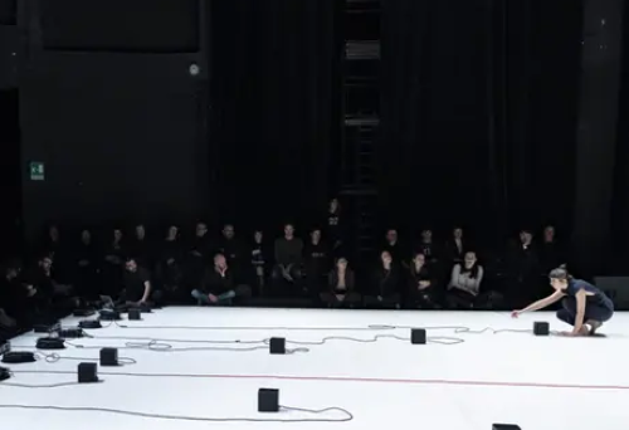 Un'immagine della recente performance di Agnese Banti al "Romaeuropa Festival" (foto di Lorenza Daverio)