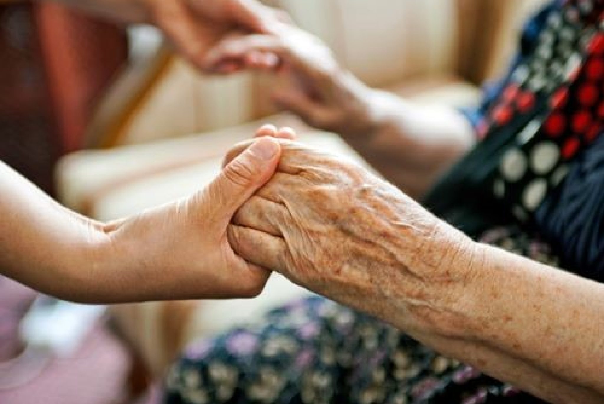 “L’Accuditrice”: un corto per dare voce a chi vive per prendersi cura degli altri