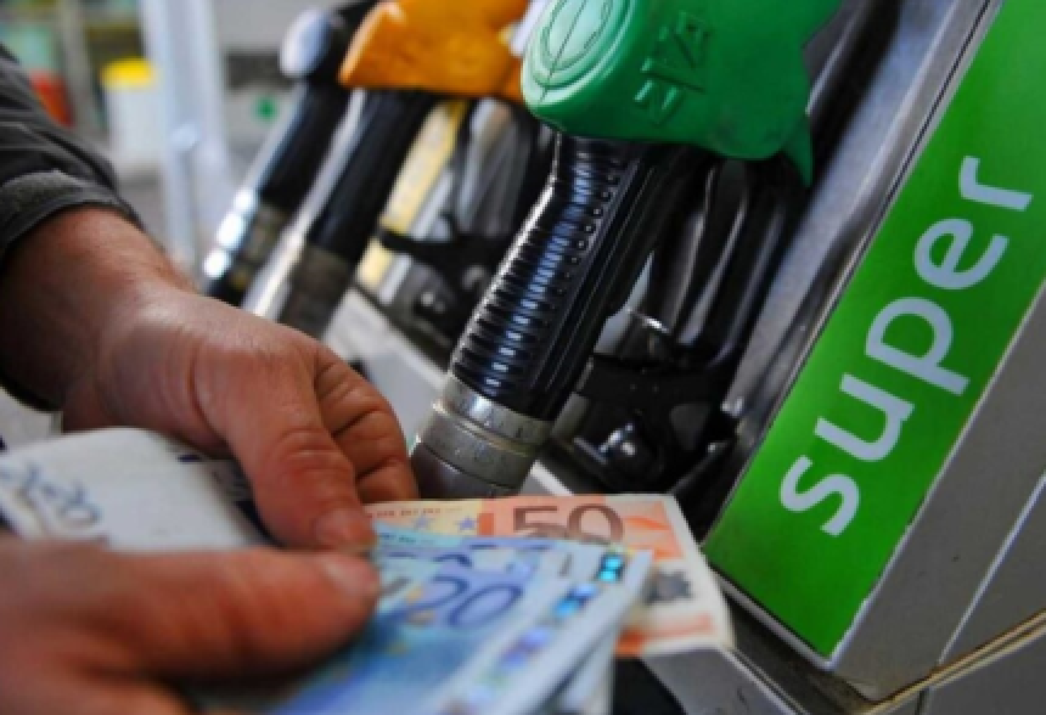 Se il caro carburanti diventa una nuova forma di esclusione delle persone con disabilità