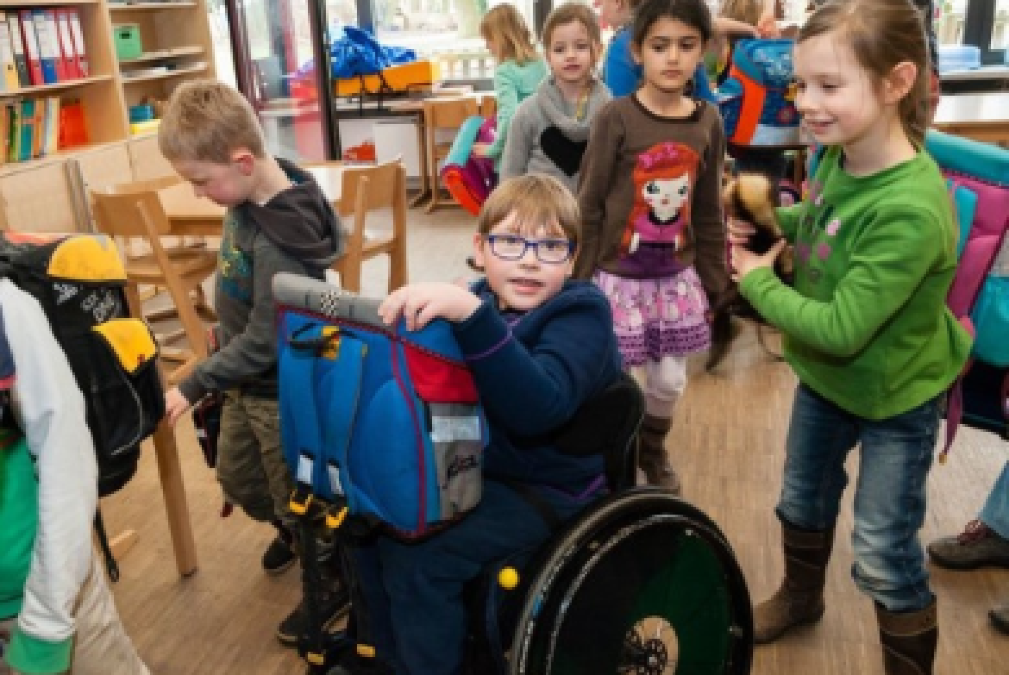 Il diritto di frequentare la scuola per lo stesso orario dei compagni