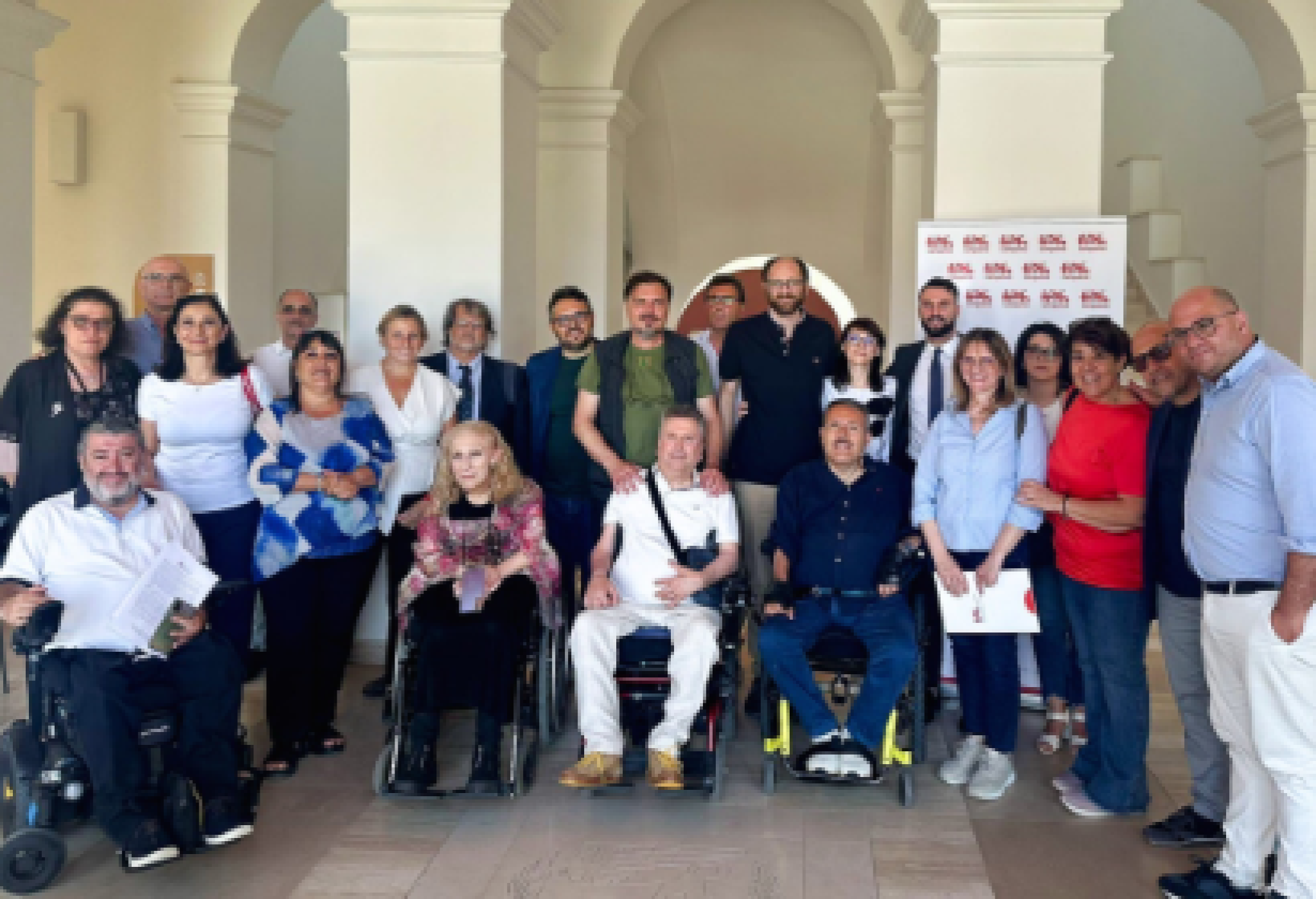 Una bella foto di gruppo per la Federazione FISH Campania