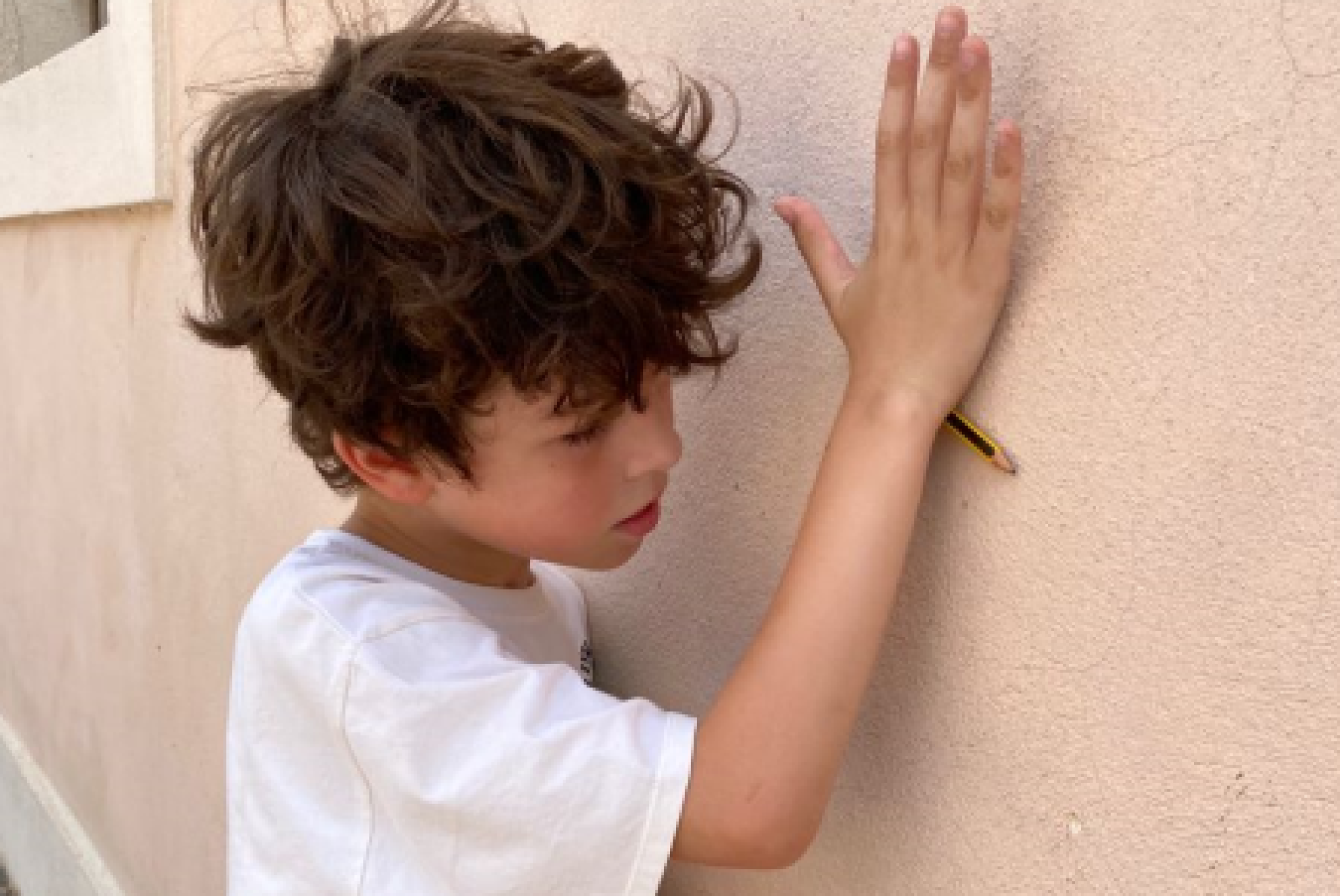 Leone, il bimbo con disturbo dello spettro autistico dalla cui storia è nata la Fondazione Mente