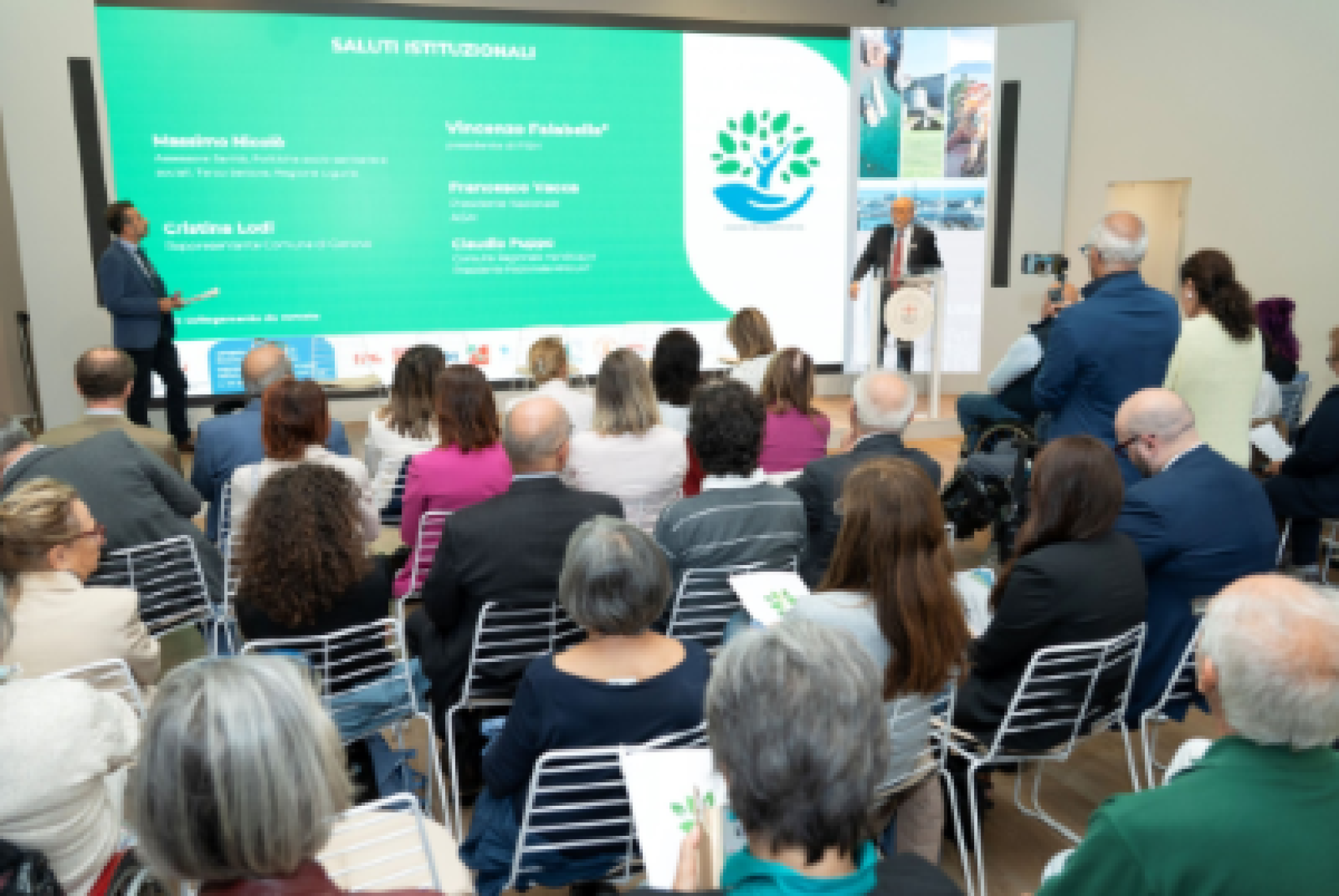Un'immagine dell'incontro del 29 settembre a Genova