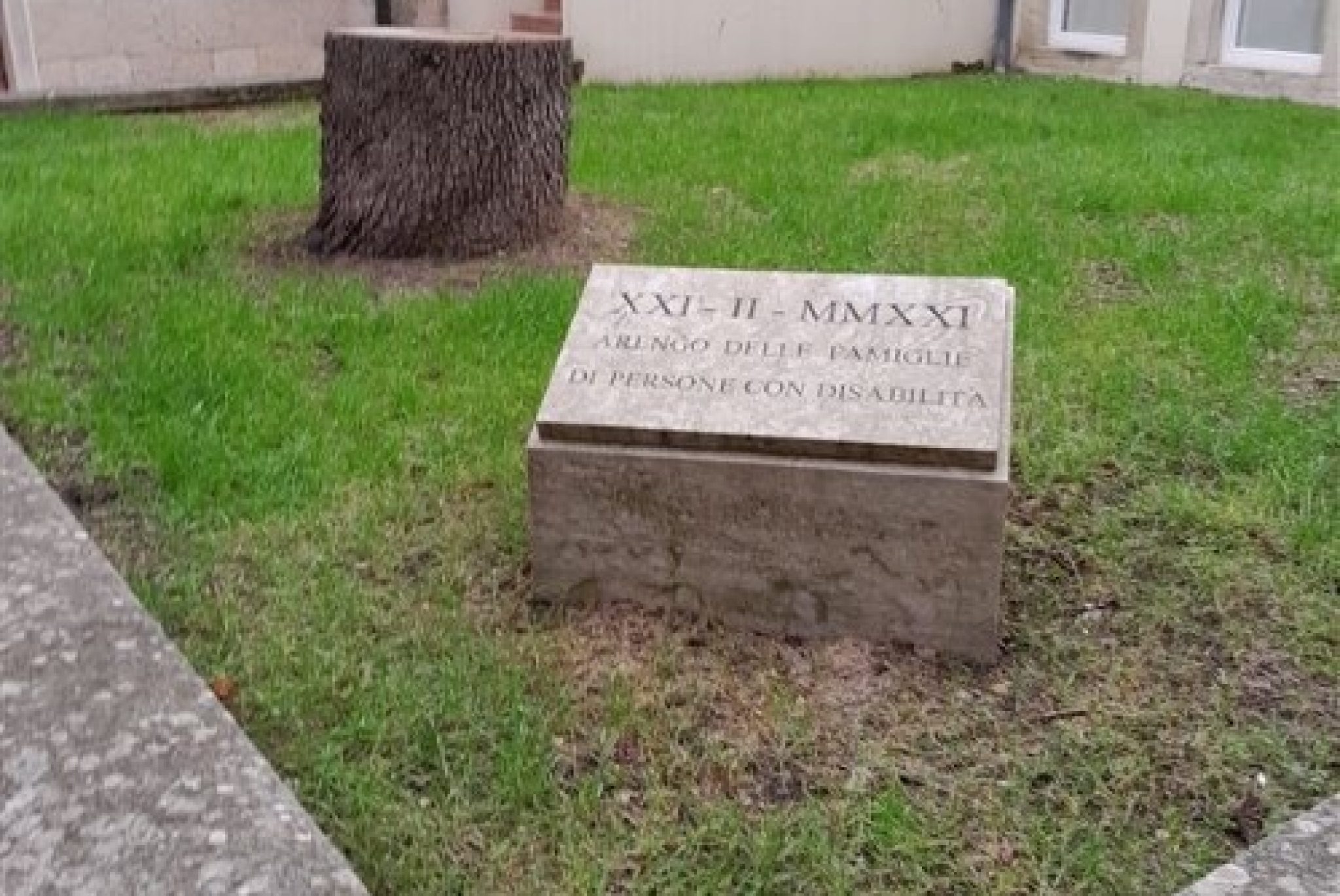 San Marino: salvare dall’abbandono quella stele che parla di diritti delle persone con disabilità