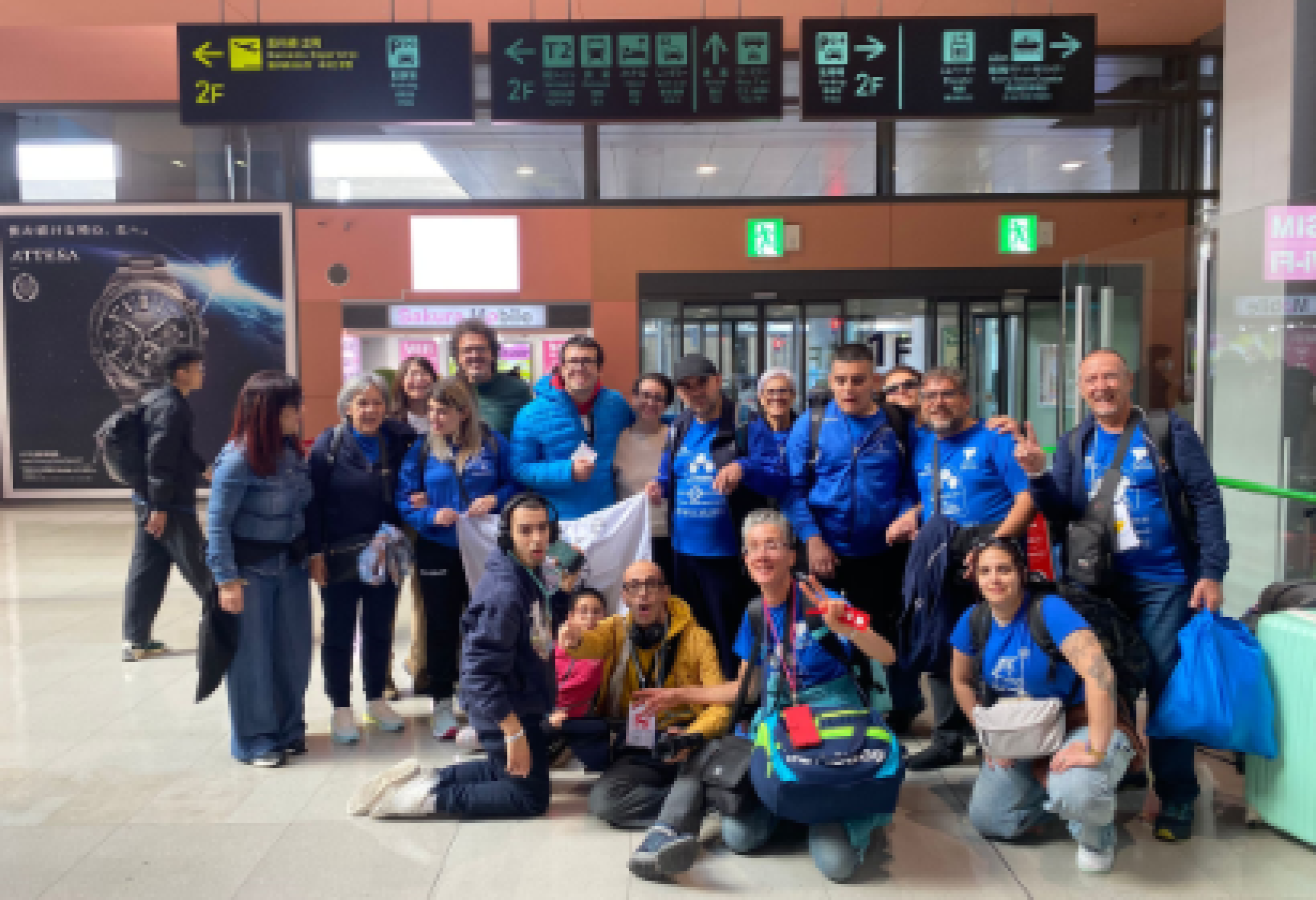 Il gruppo di "In Cammino con l'Autismo" all'Aeroporto di Osaka in Giappone