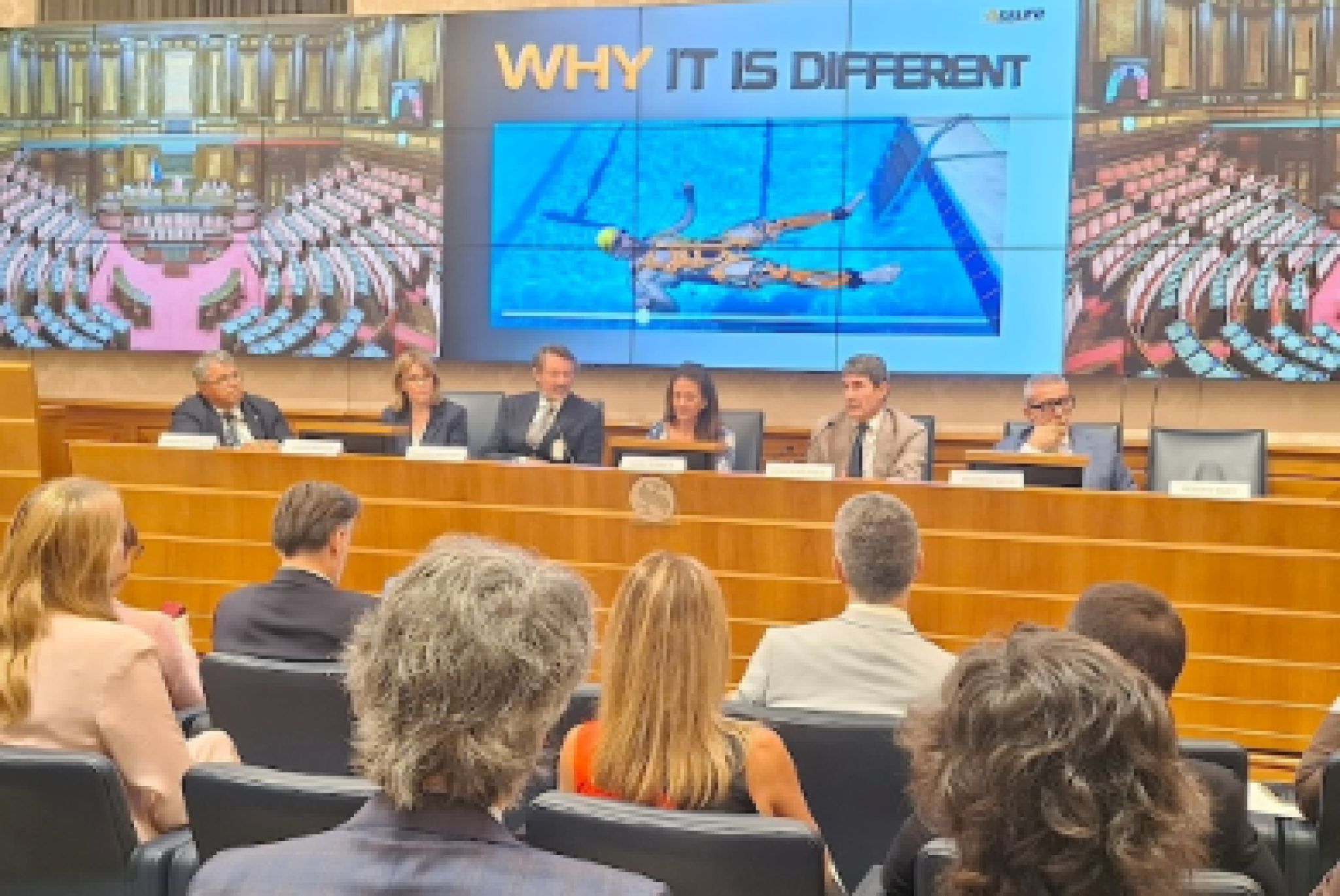 Un'immagine della presentazione in Senato di "IN-EXON"