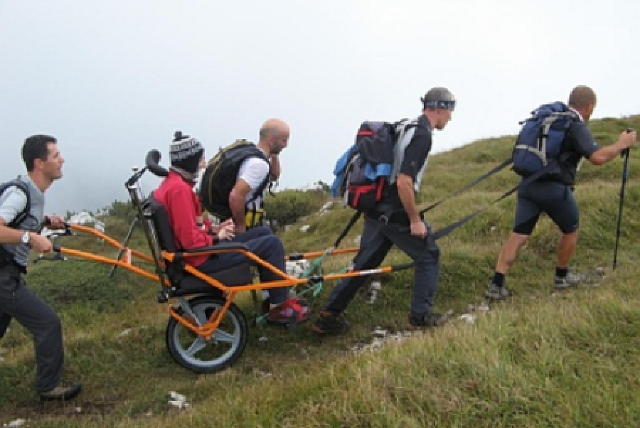 In montagna con la joëlette, ovvero "L'avventura della lentezza"