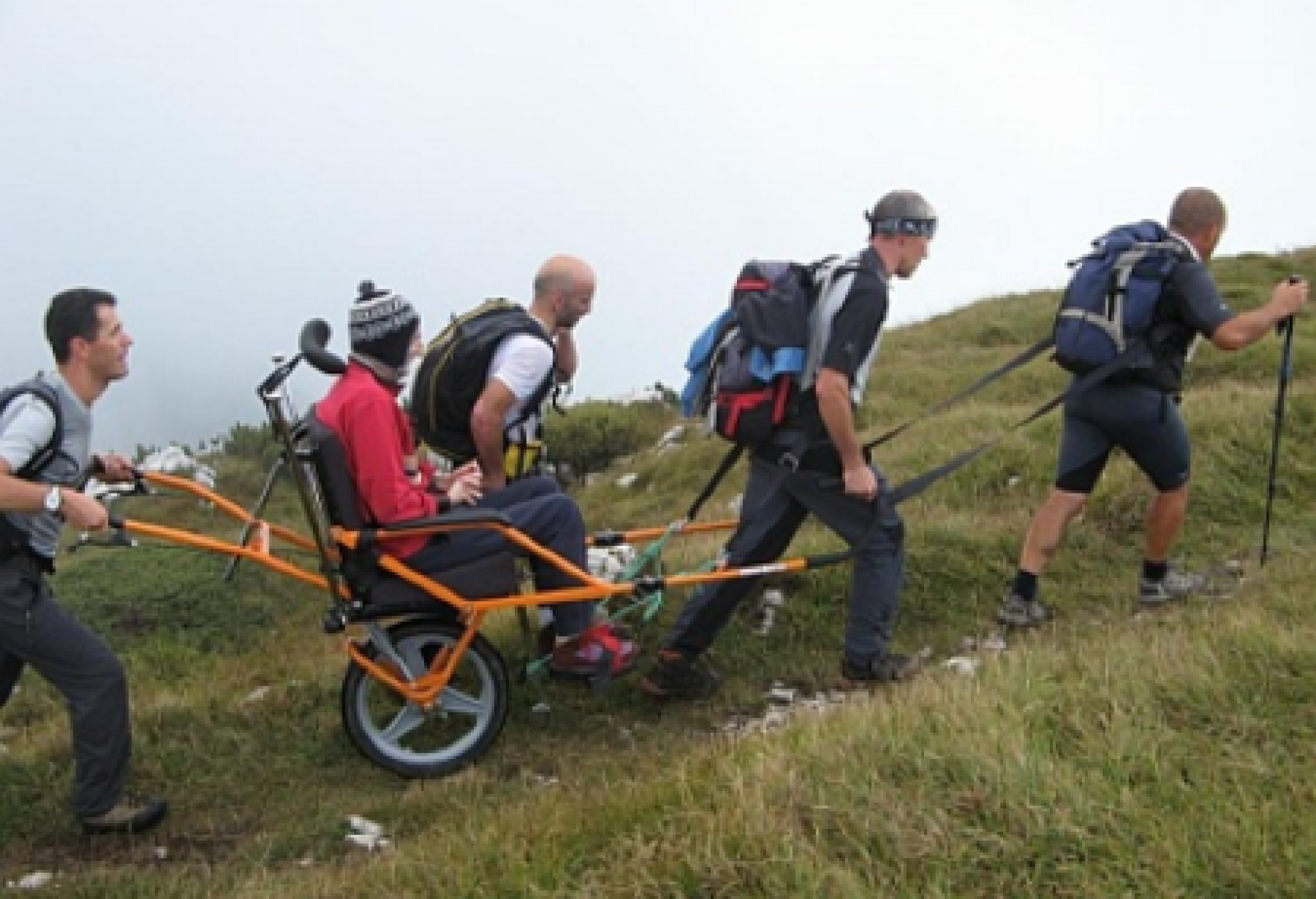 In montagna con la joëlette, ovvero "L'avventura della lentezza"