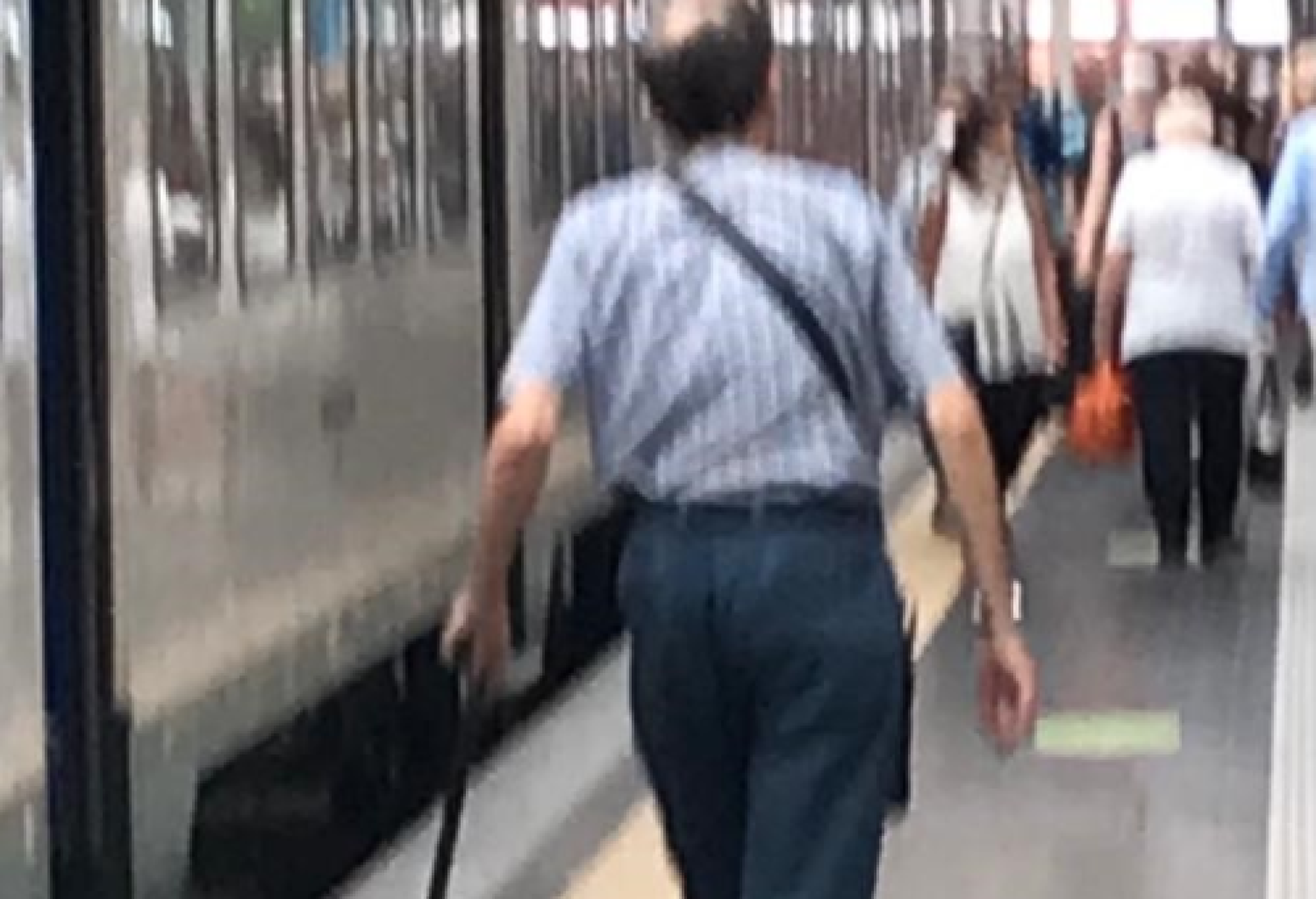 Quelle vite da ricominciare (e il lavoro potrebbe essere una buona cura)