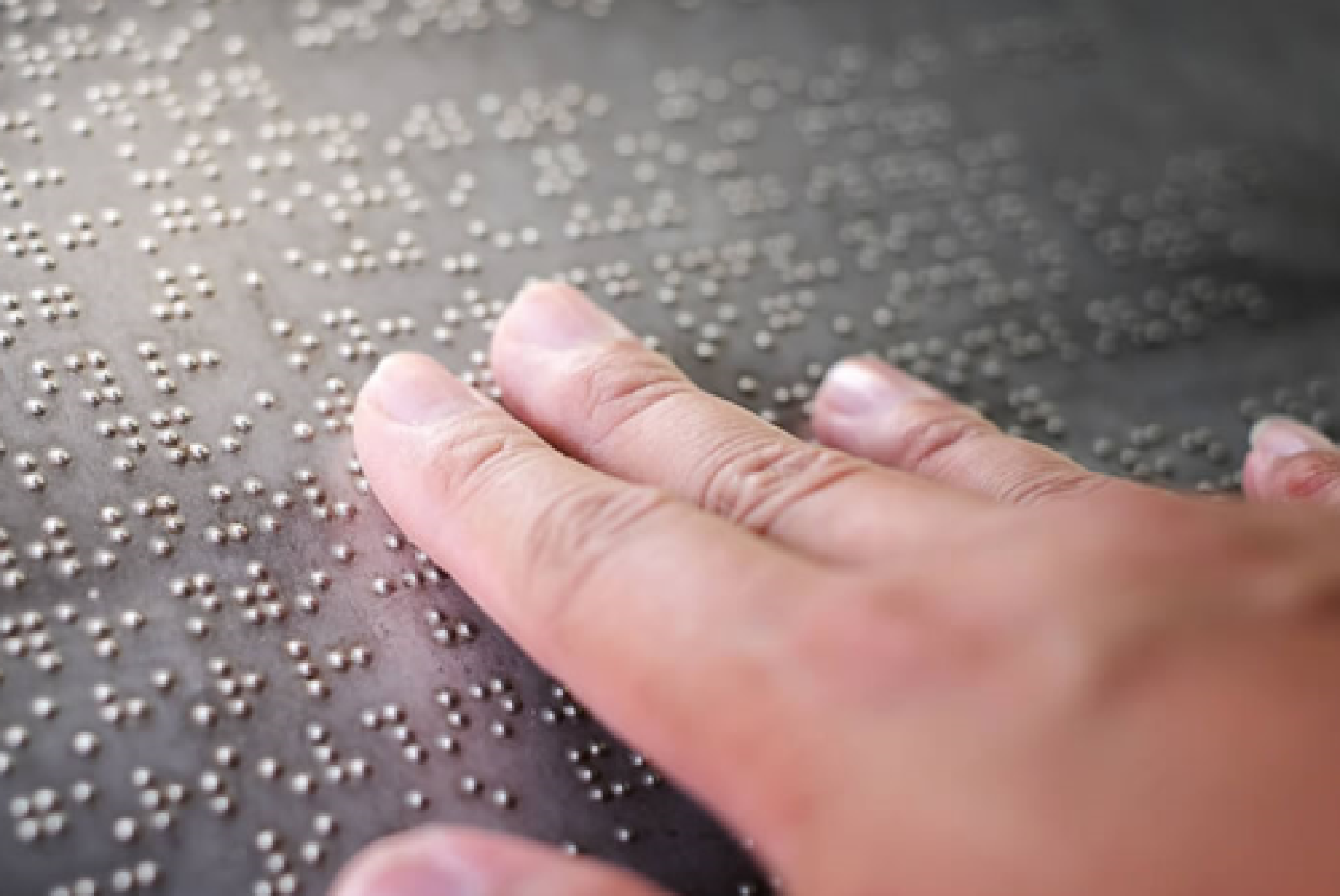 Sante Lambertini fu tra l'altro strenuo difensore dell'attualità del sistema Braille di letto-scrittura