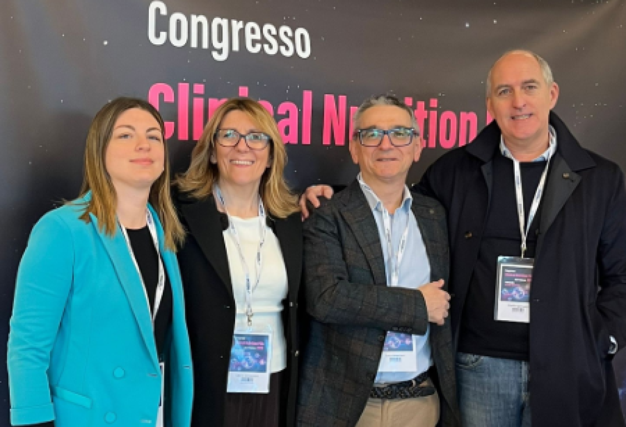 Da sinistra Rosa Di Mauro, fisiatra, Laura Simoncini, direttrice dell’Unità Spinale di Montecatone, Luca Valeriani, responsabile della Nutrizione Clinica dell’AUSL di Bologna e Giulio Spinucci, internista esperto di Nutrizione Clinica di Motecatone, al recente convegno "Clinical Nutrition Pills" di Milano Marittima