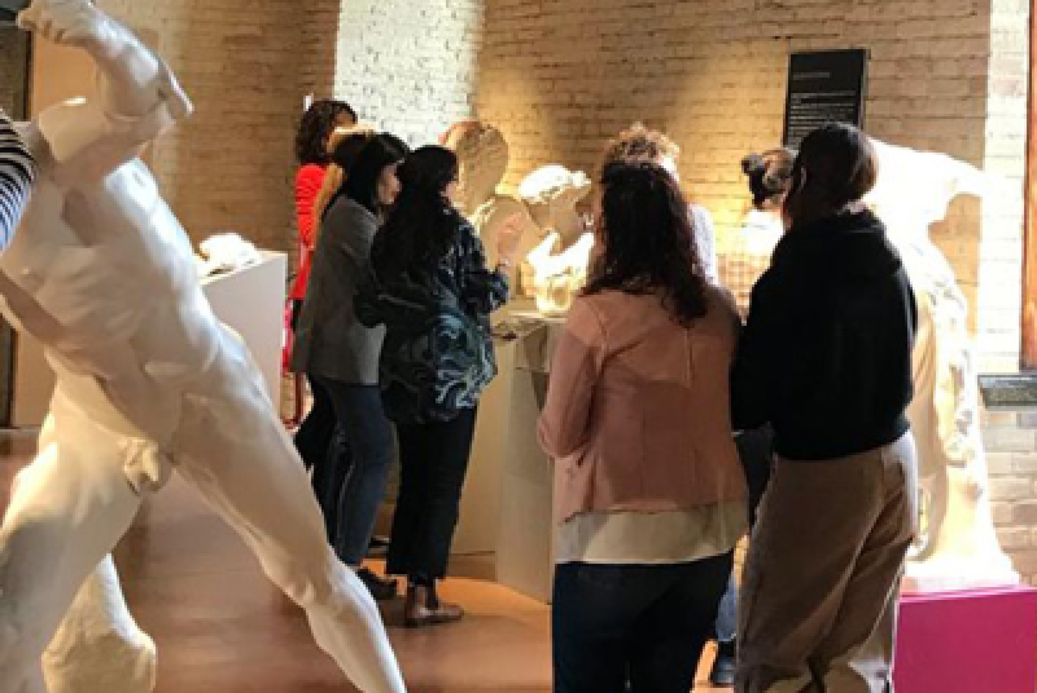 Visite tattili al Museo Omero di Ancona
