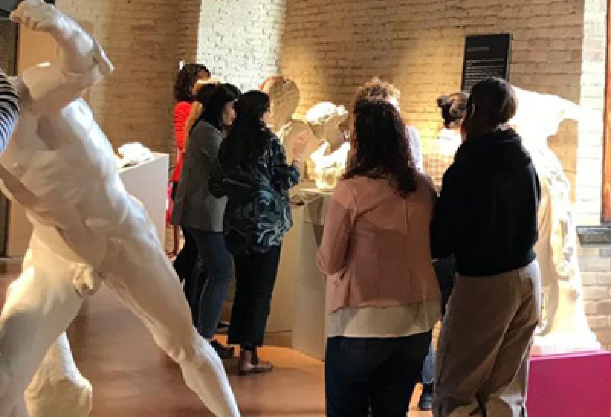 Visite tattili al Museo Omero di Ancona