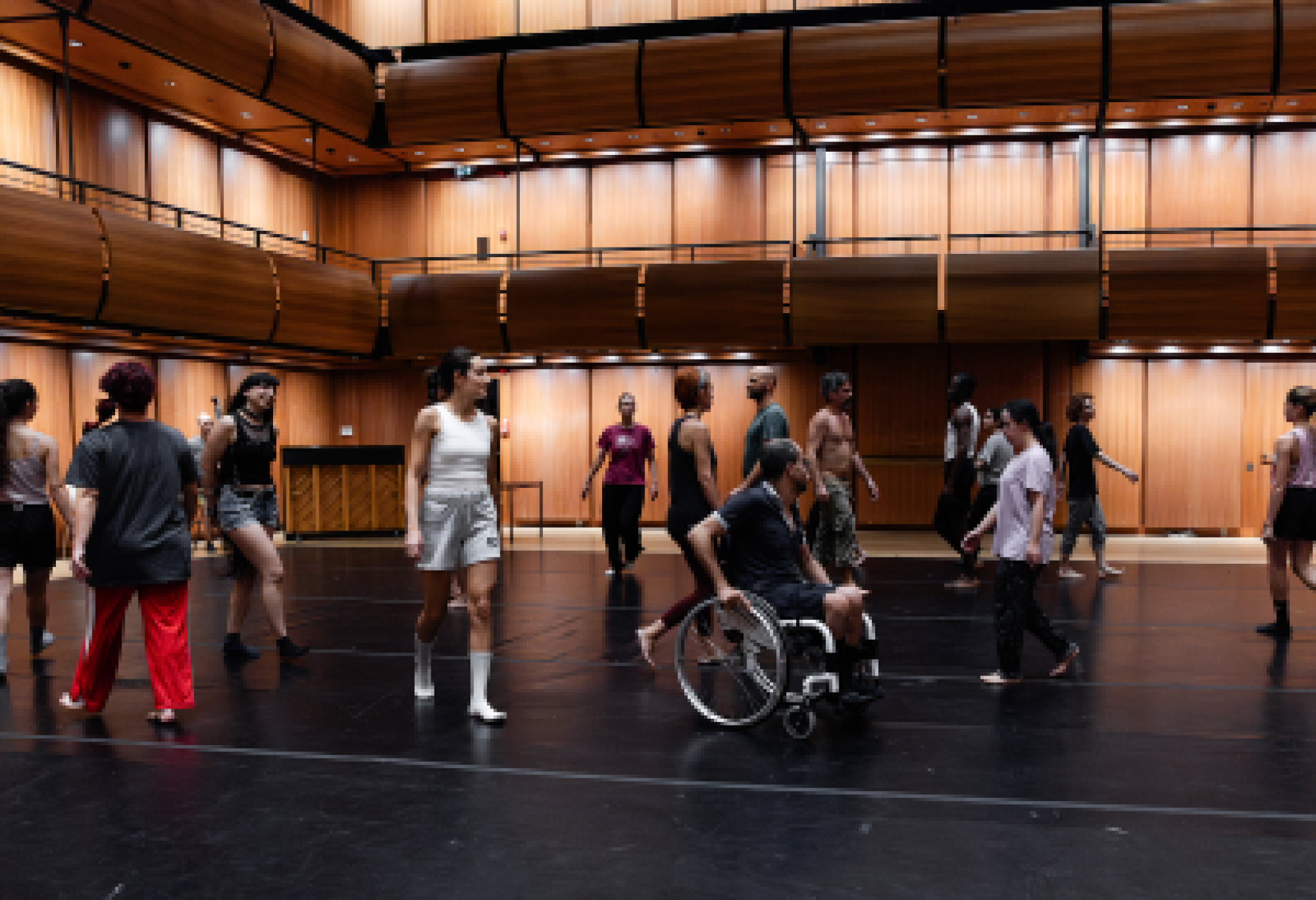 Performer con e senza disabilità di "Nothing to Hide" ("Niente da nascondere")