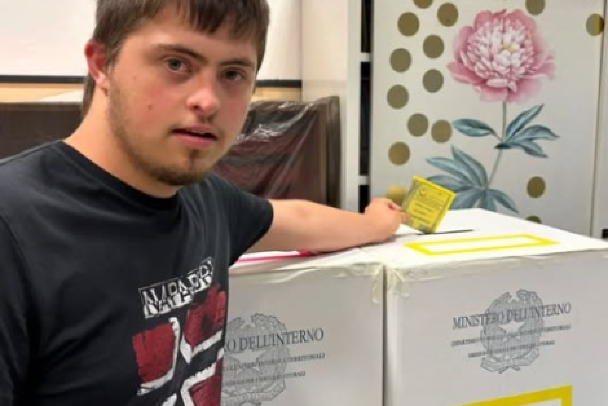 Federico dell'AIPD di Parma è una delle tante persone con sindrome di Down che hanno votato nei giorni scorsi