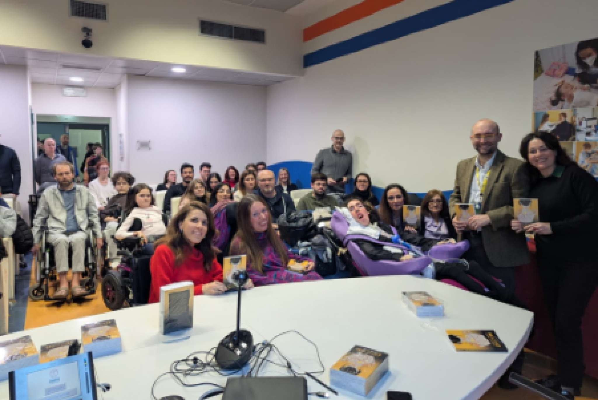 Un'immagine della presentazione di "Famiglie SMA in cerca di EMOZIONI", presso il Centro NeMo di Milano