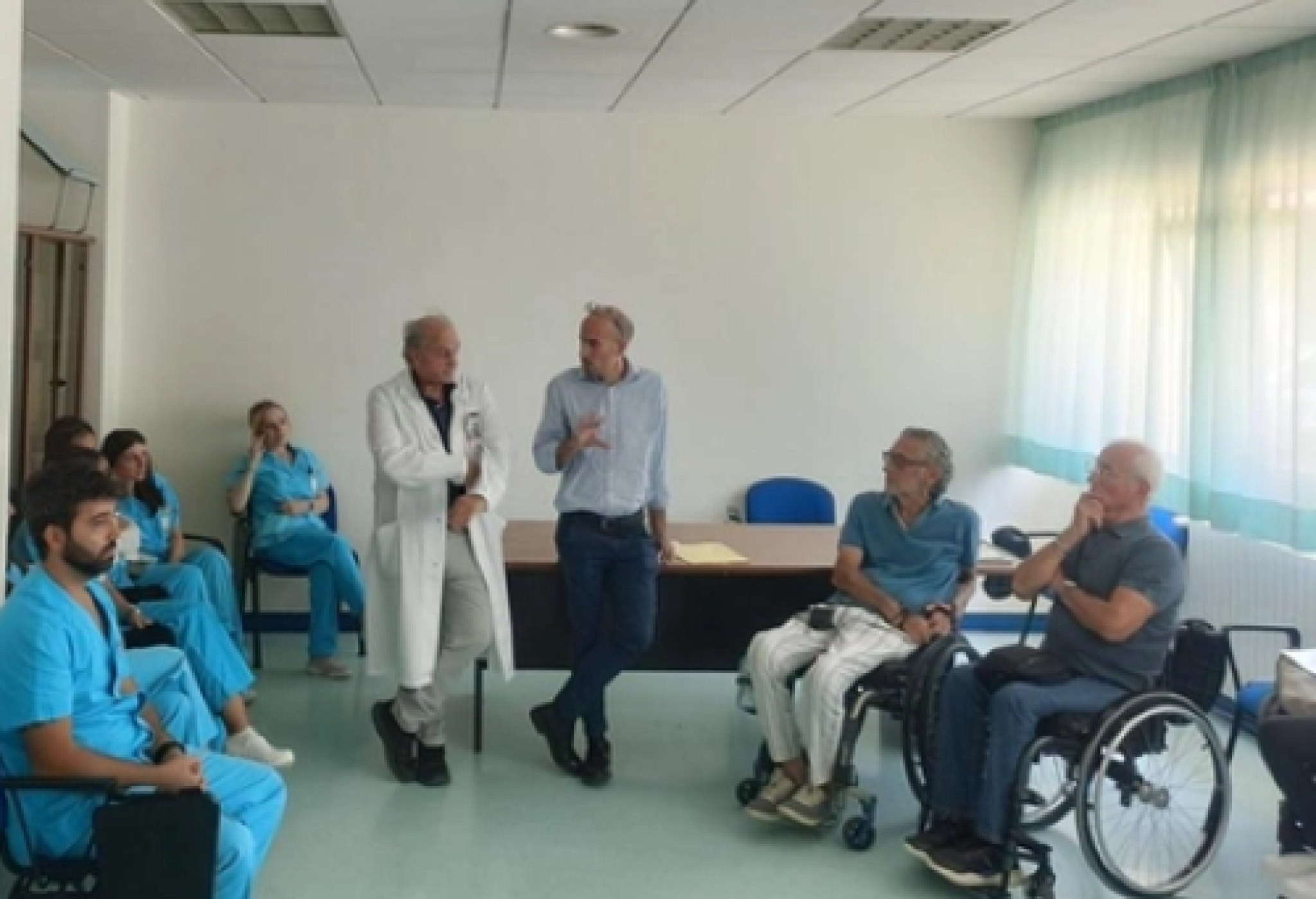 Un'immagine dell'incontro durante il quale è stata annunciata la nascita del Presidio dell’Agenzia per la Vita Indipendente presso l’Unità Spinale dell’Ospedale di Perugia