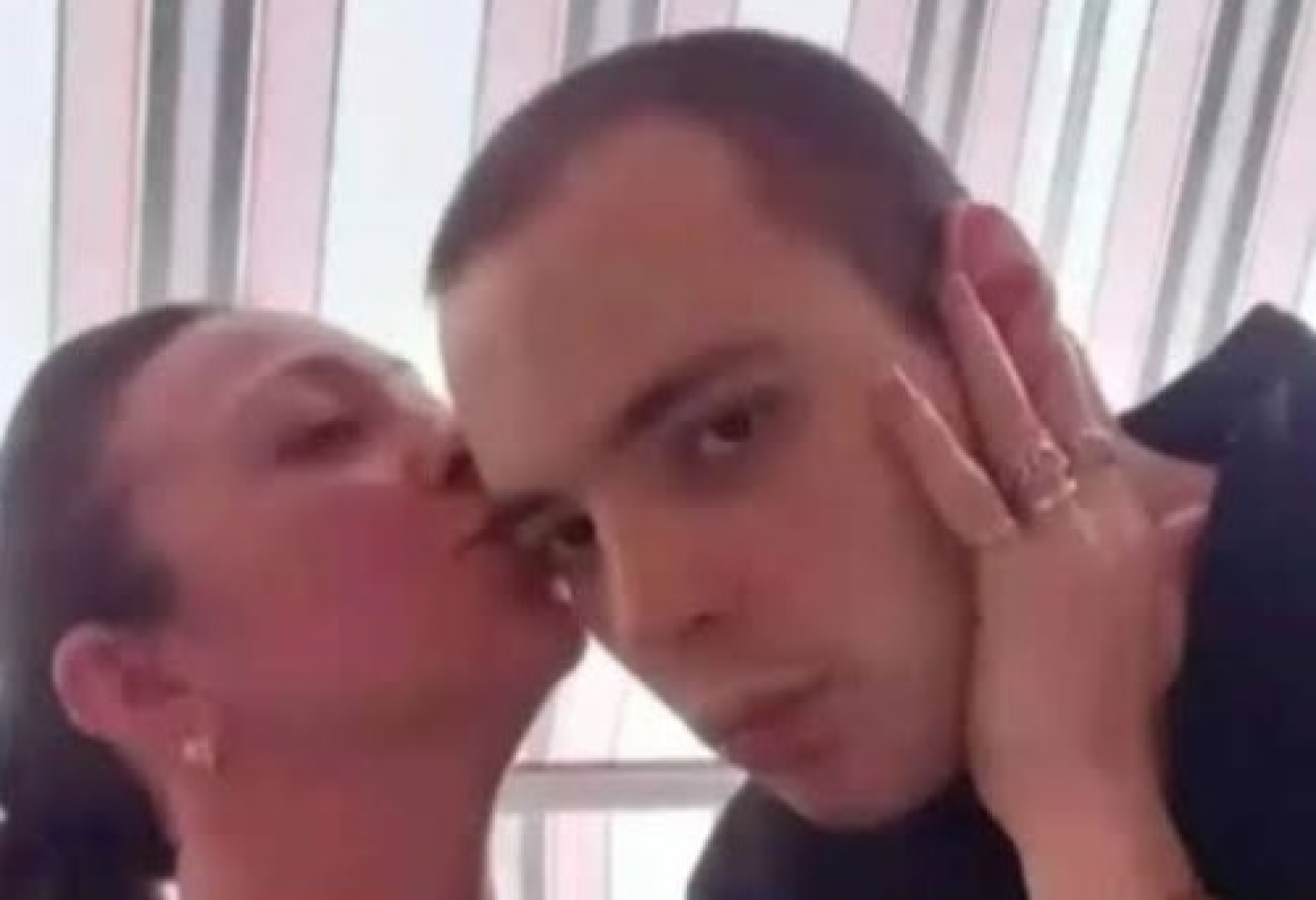 Roslan (o Ruslan) assieme alla madre