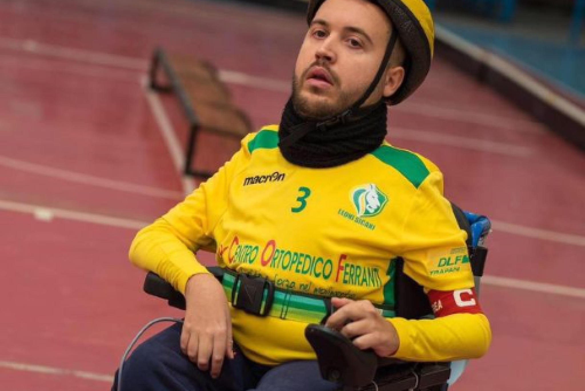 Giuseppe Sanfilippo, presidente e atleta con disabilità, capitano della squadra dei Leoni Sicani di powerchair hockey (hockey in carrozzina elettrica), sarà tra i tedofori della Fiamma Olimpica di Milano-Cortina 2026