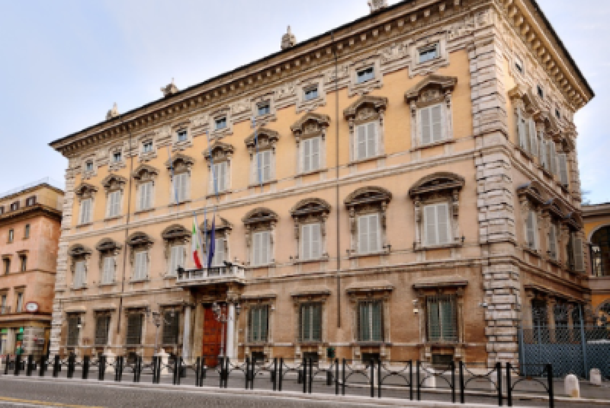 Il Senato attende dal 10 giugno dello scorso anno di poter riprendere la discussione sul Disegno di Legge 898 ("Disposizioni per la tutela delle persone affette da epilessia"), ma ora sembra che l'iter stia per sbloccarsi